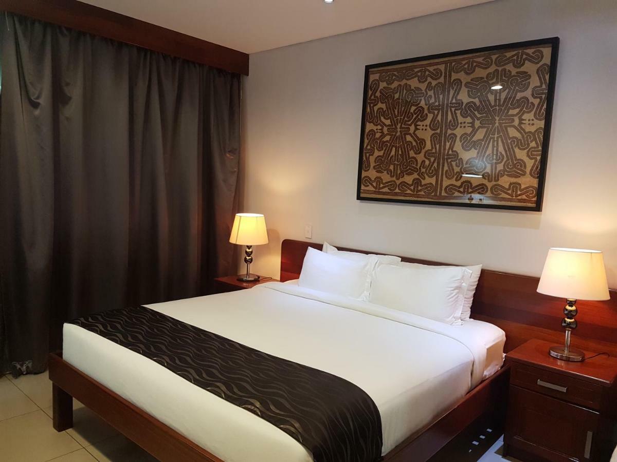 Paddy'S Hotel & Apartments Порт-Морсби Экстерьер фото